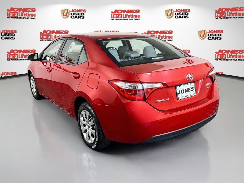 Used 2016 Toyota Corolla LE FWD image 2