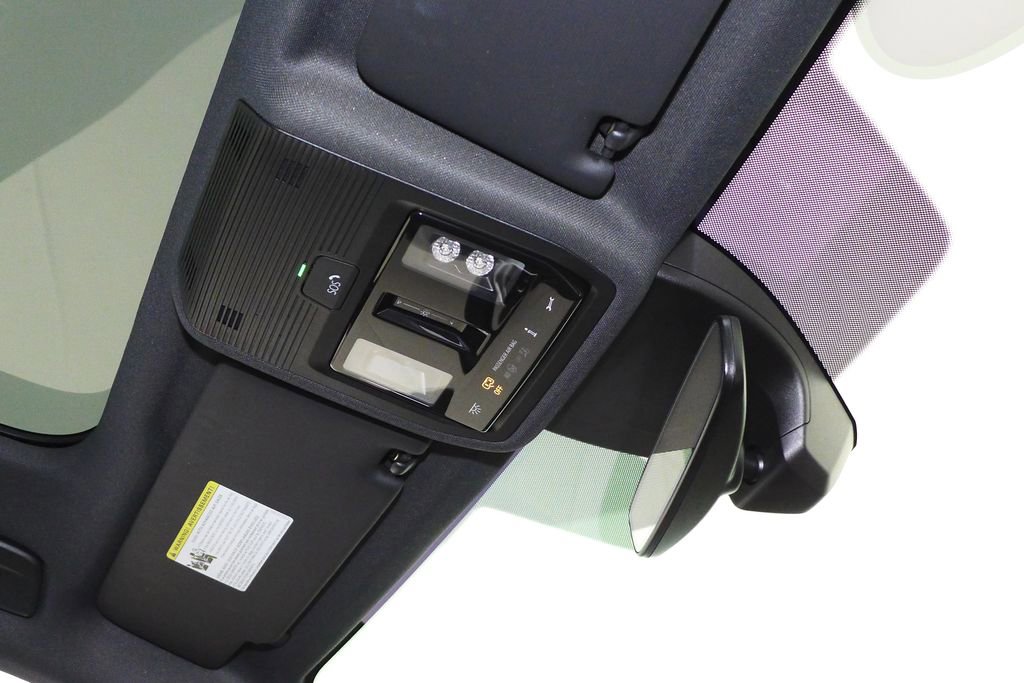 Used 2022 Volkswagen ID.4 Pro S image 17