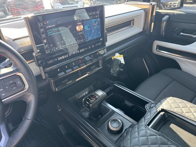 Used 2025 GMC Hummer EV 3X w/ Battery Pack, 24 Module Pack AWD/4WD image 28