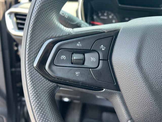 Used 2022 Chevrolet TrailBlazer LT w/ LPO, Blackout Package FWD image 14