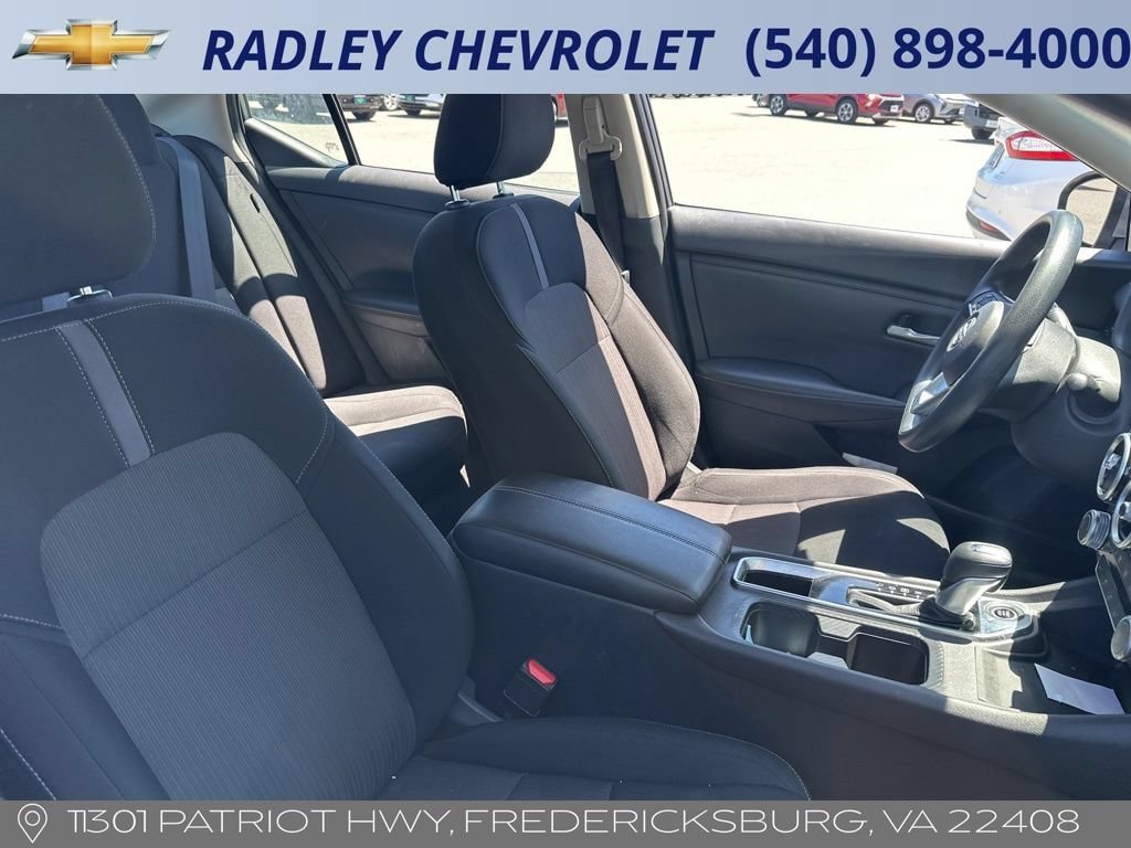 Used 2024 Nissan Sentra SV FWD image 8