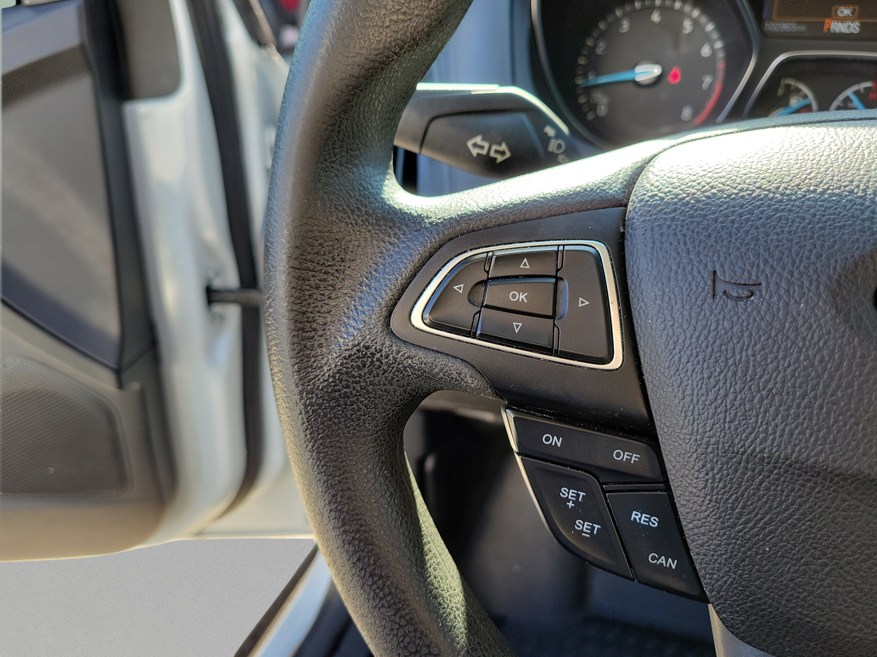 Used 2018 Ford Focus SEL FWD image 24
