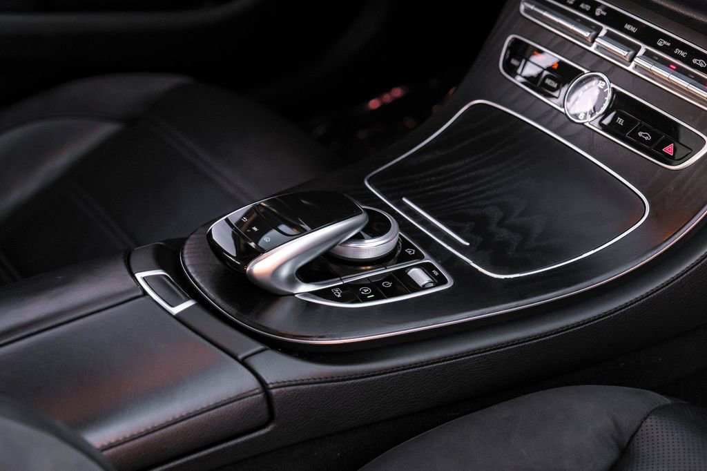 Used 2018 Mercedes-Benz E 43 AMG 4MATIC Sedan image 25