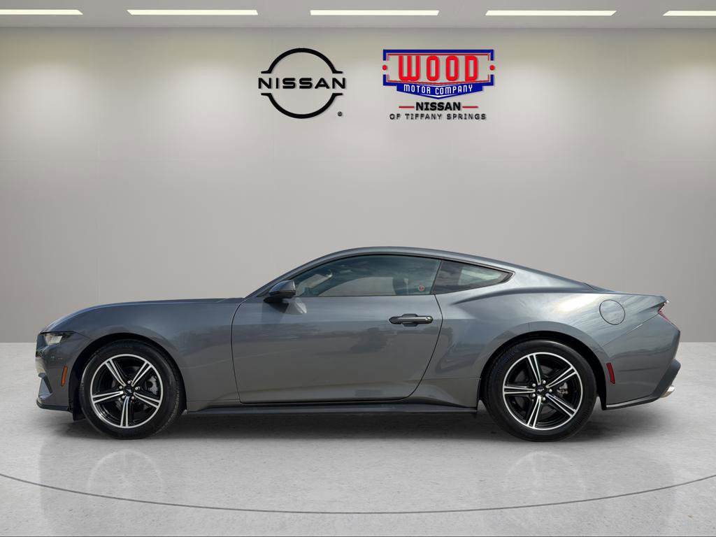 Used 2024 Ford Mustang Premium image 5