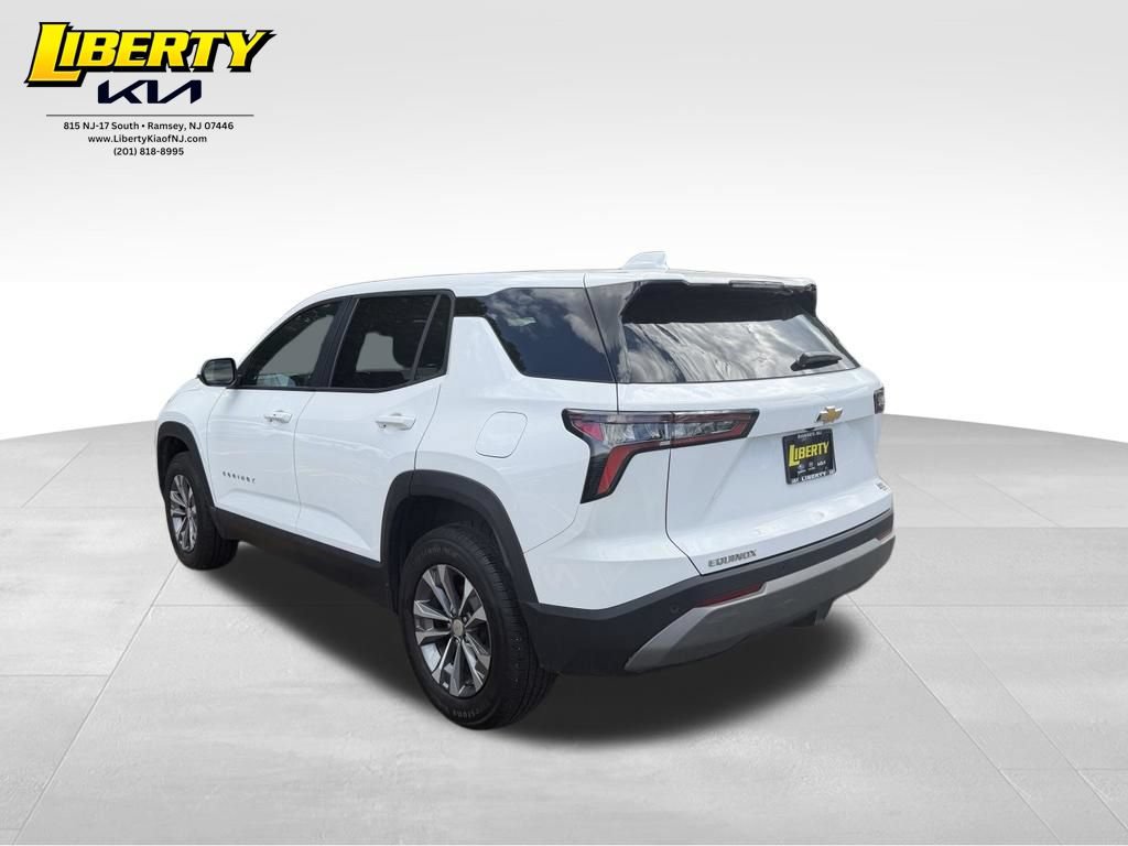 Used 2026 Chevrolet Equinox LT w/ Convenience Package II FWD image 5