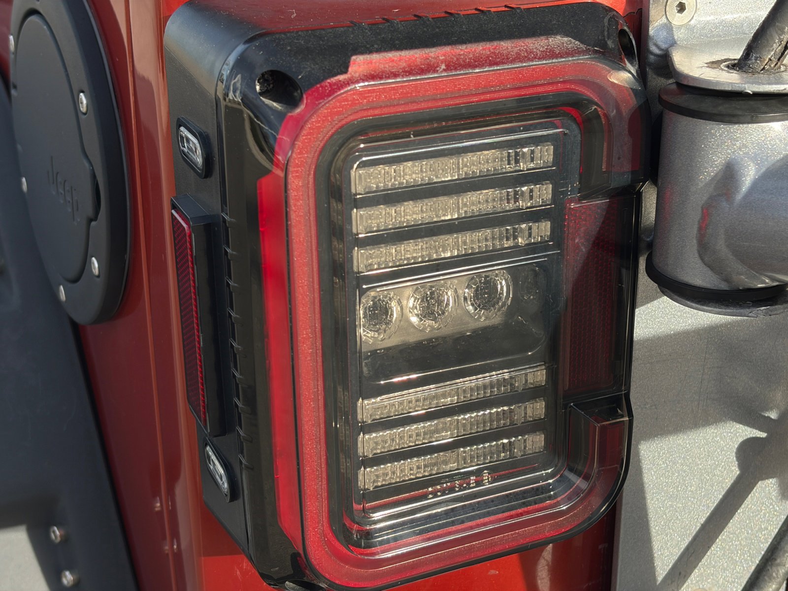 Used 2009 Jeep Wrangler Unlimited Rubicon w/ Dual Top Group image 20