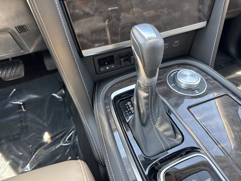 Used 2024 Nissan Armada Platinum w/ Captain's Chairs Package image 19