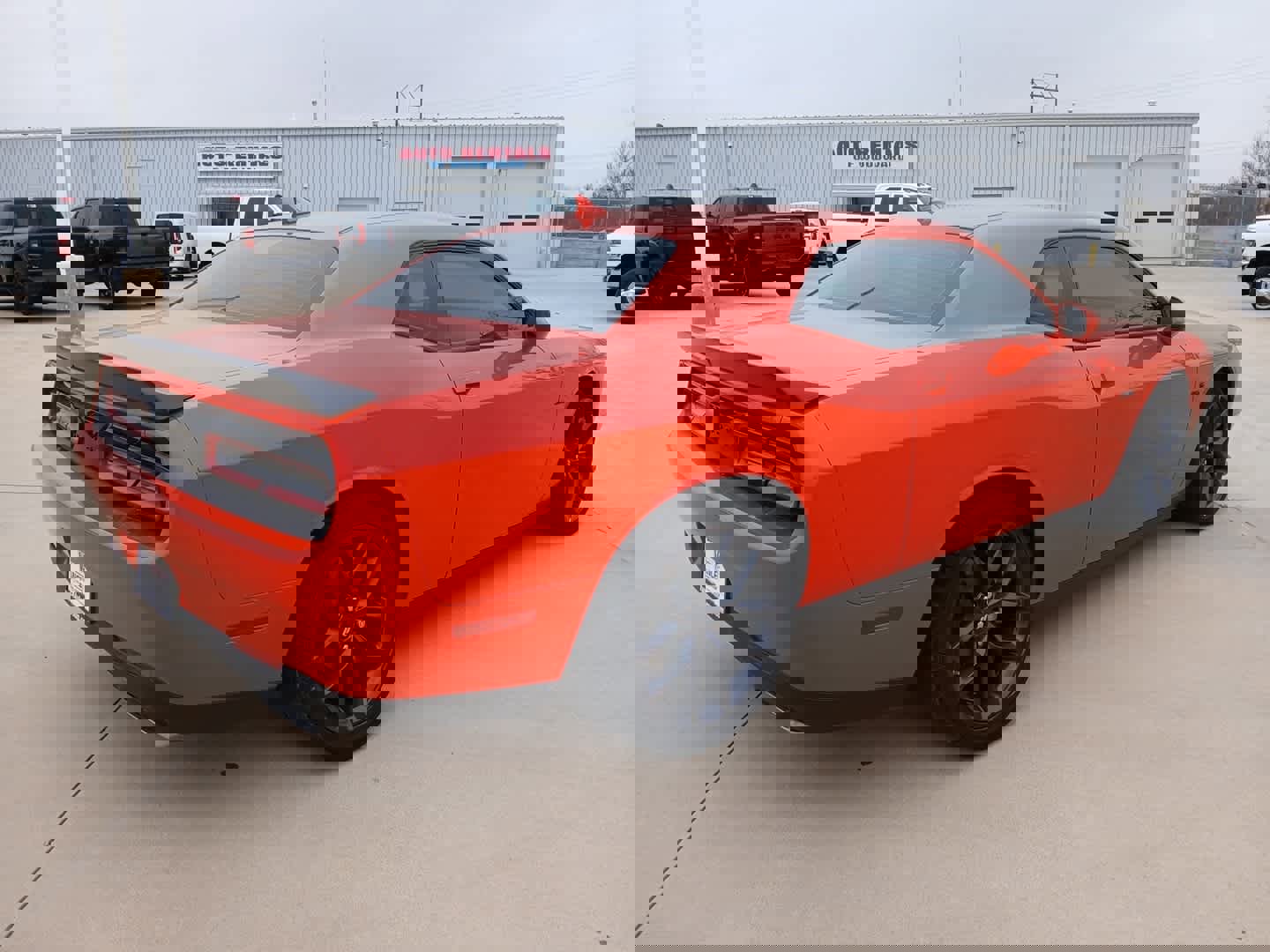 Used 2023 Dodge Challenger R/T w/ Plus Package image 6