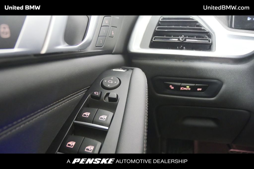 Used 2025 BMW X5 sDrive40i image 21
