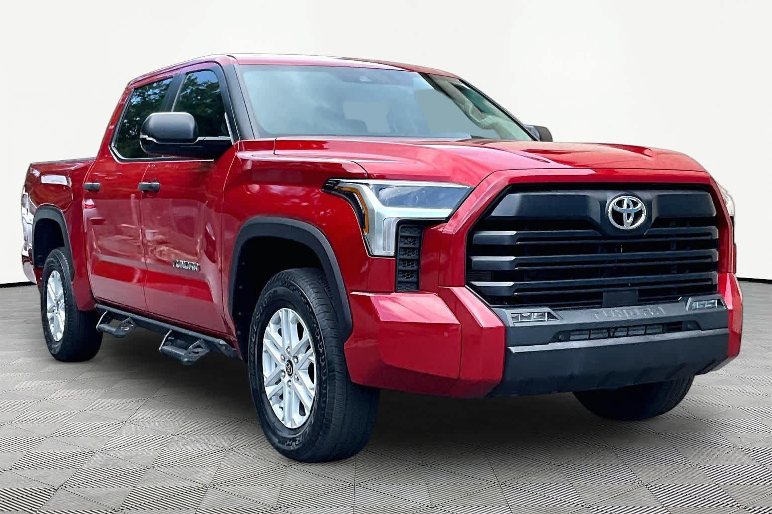 Used 2024 Toyota Tundra SR5 w/ SR5 Convenience Package AWD/4WD image 3