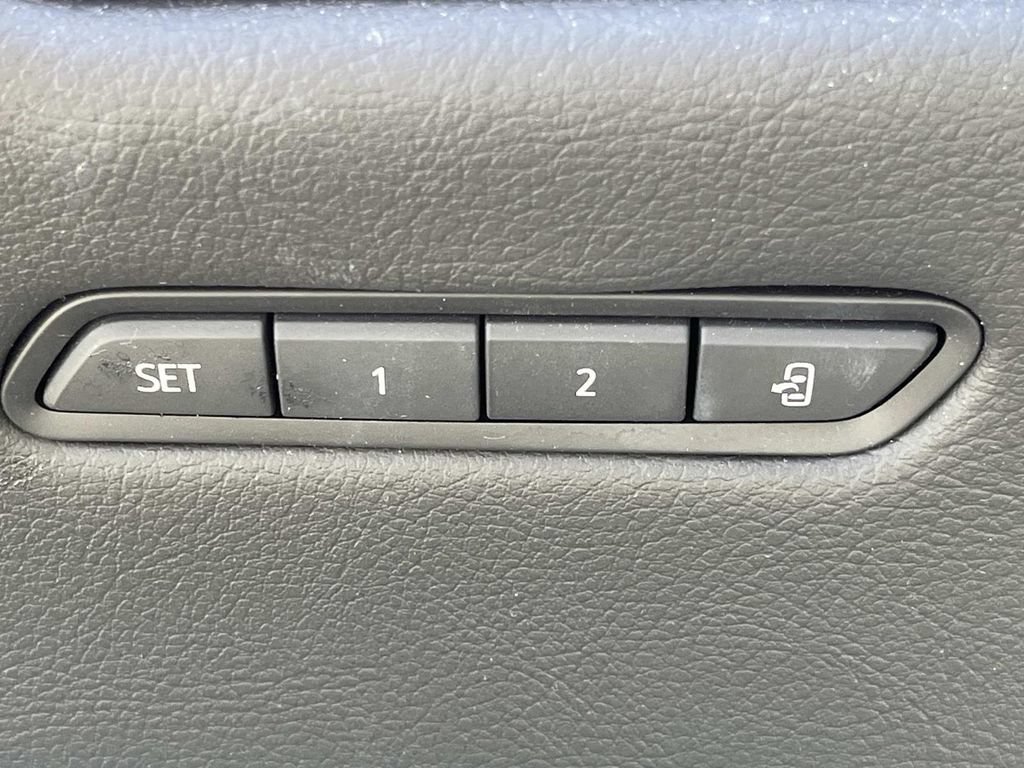 Certified 2023 Cadillac XT5 Sportv w/ Technology Package AWD/4WD image 31