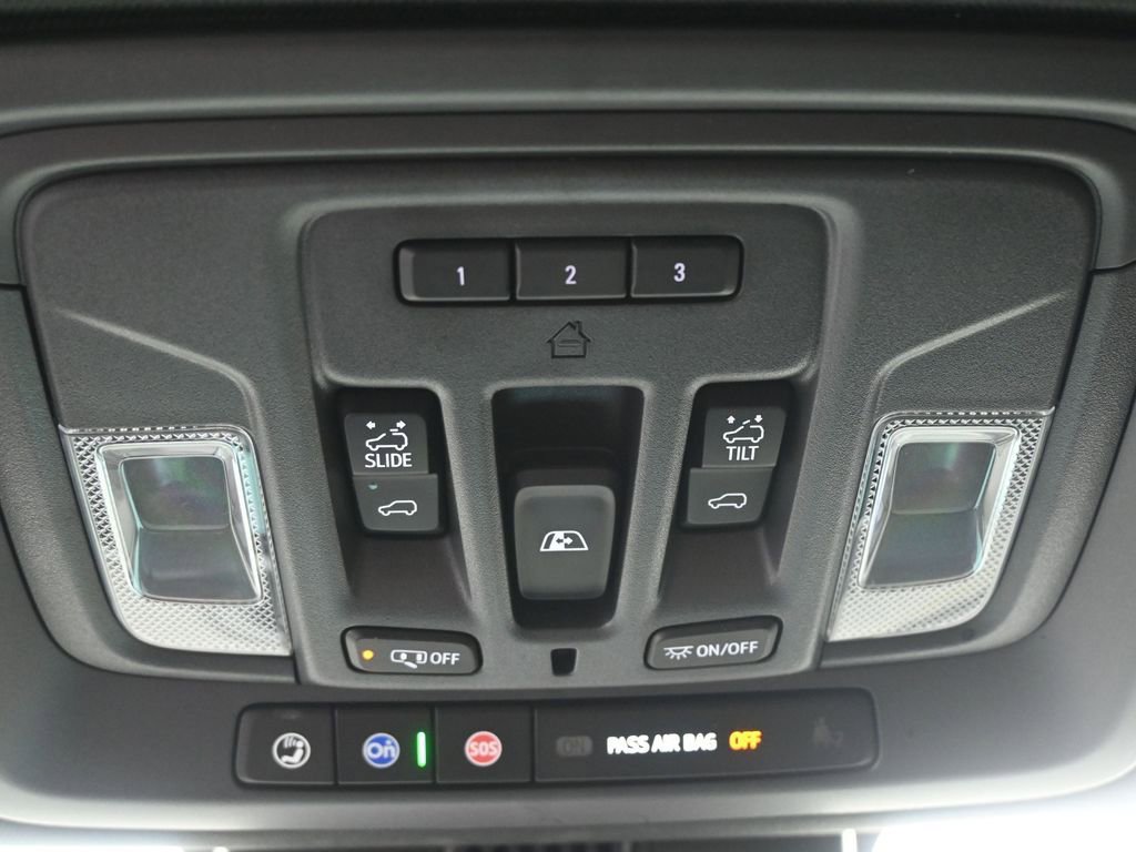 Used 2025 Chevrolet Silverado 1500 ZR2 w/ Dark Appearance Package image 21