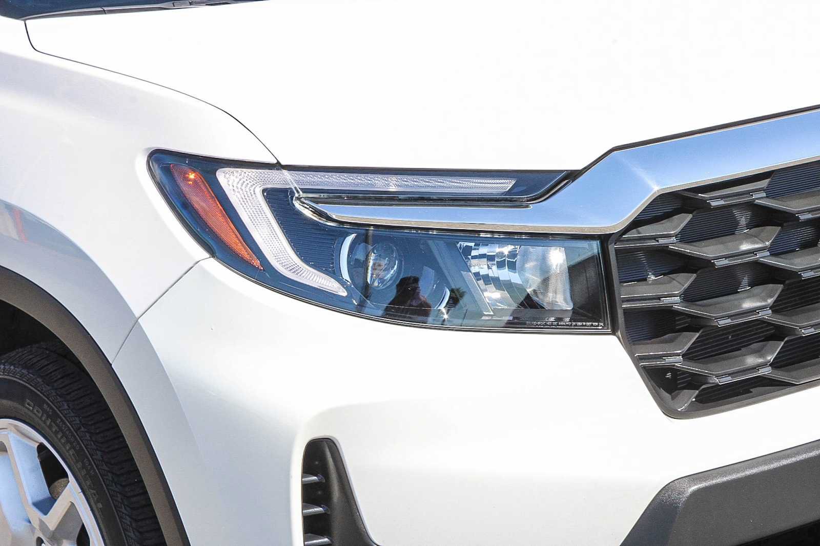 Certified 2024 Honda Passport EX-L image 7