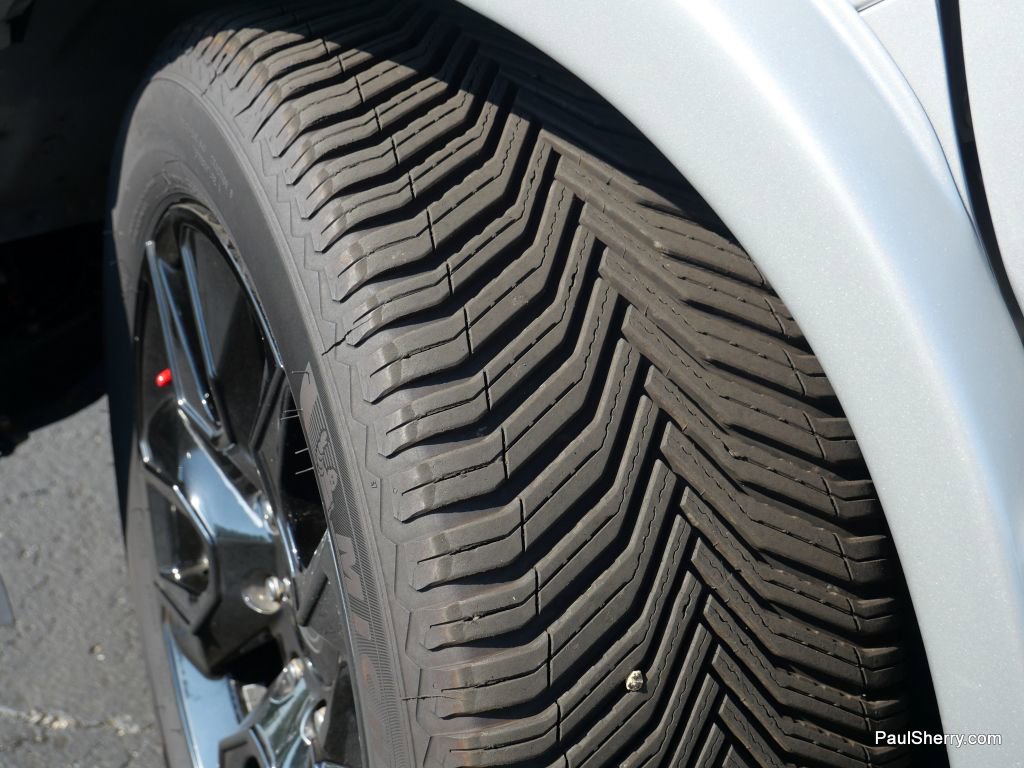 Used 2023 Chevrolet Express 2500 Extended image 23