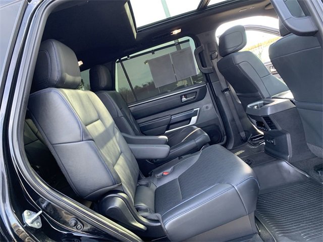 Used 2023 Toyota Sequoia Platinum image 12