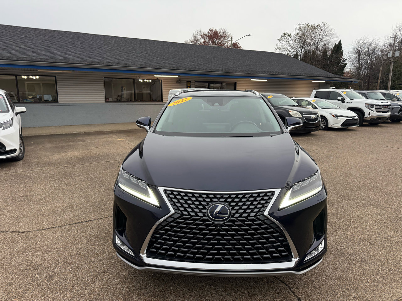 Used 2022 Lexus RX 450h AWD w/ Luxury Package image 2