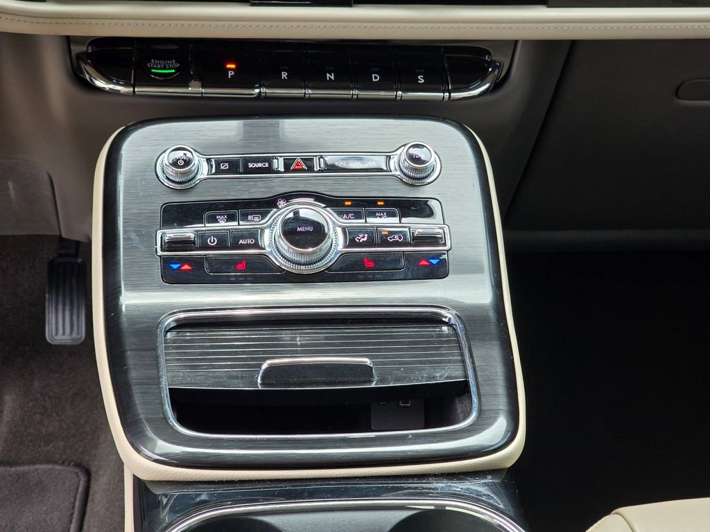 Used 2021 Lincoln Nautilus FWD w/ Equipment Group 101A image 29