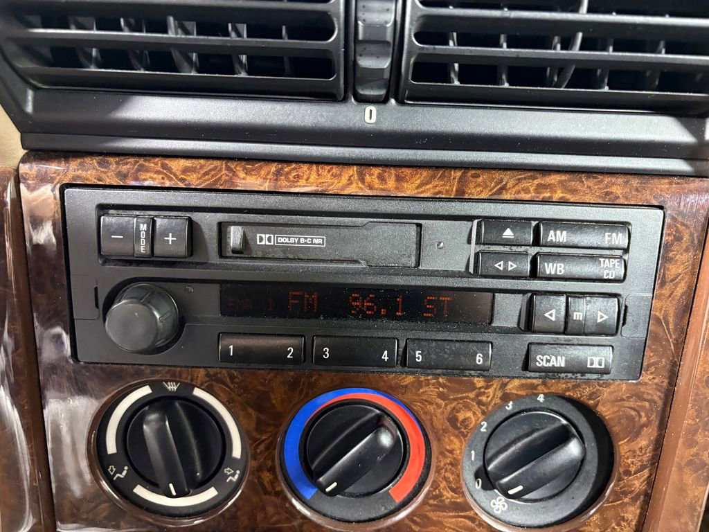 Used 1998 BMW Z3 2.8 RWD image 18
