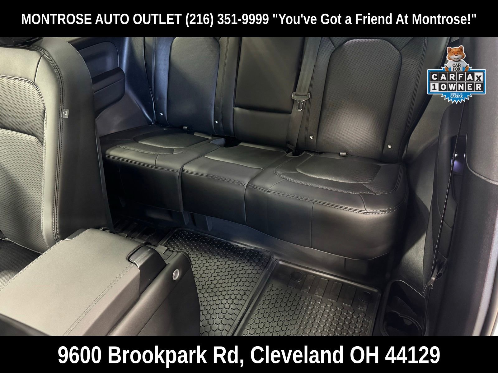 Used 2025 Land Rover Defender 90 X-Dynamic SE image 36