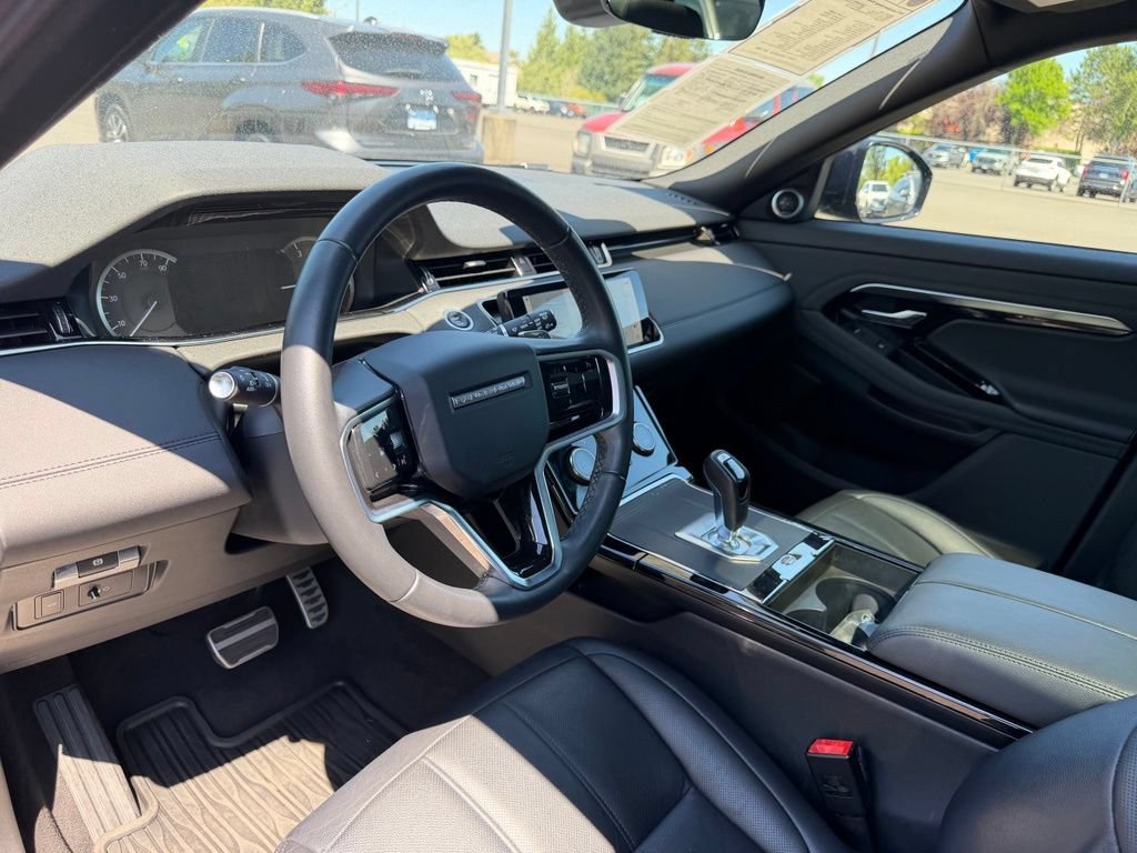 Used 2023 Land Rover Range Rover Evoque R-Dynamic SE AWD/4WD image 16