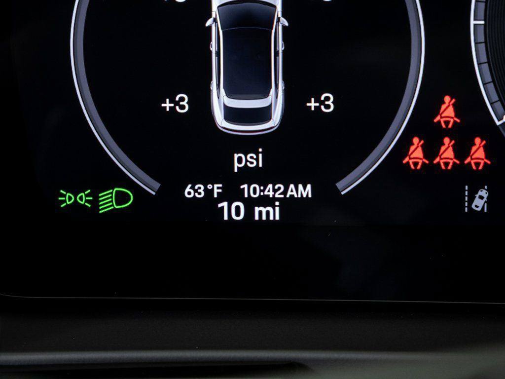 Certified 2026 Porsche Cayenne Coupe AWD/4WD image 12