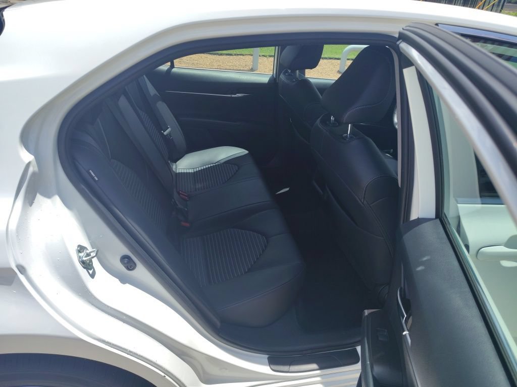Used 2023 Toyota Camry SE FWD image 28