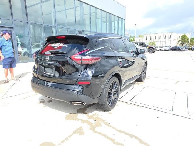 Used 2024 Nissan Murano SV w/ SV Midnight Edition Package image 4