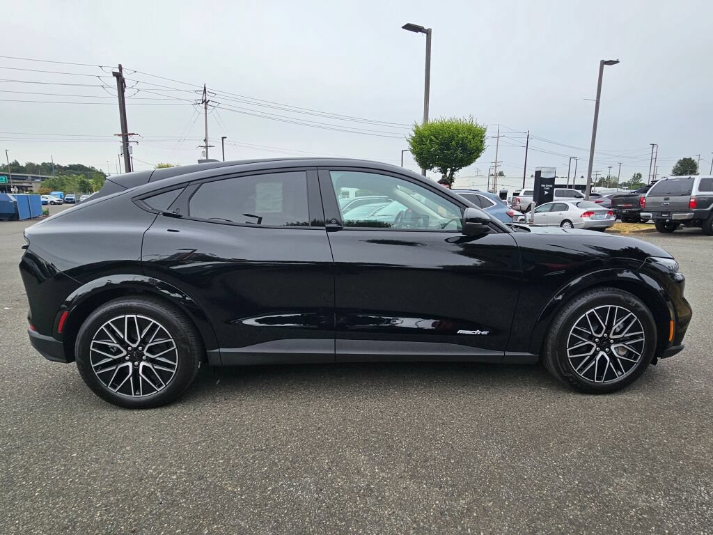 New 2026 Ford Mustang Mach-E Premium RWD image 6