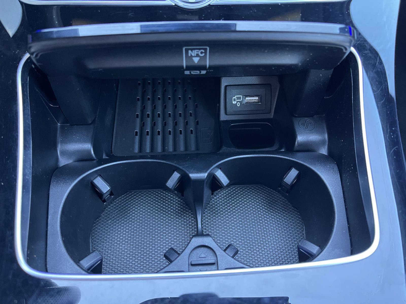 Used 2018 Mercedes-Benz E 300 image 31