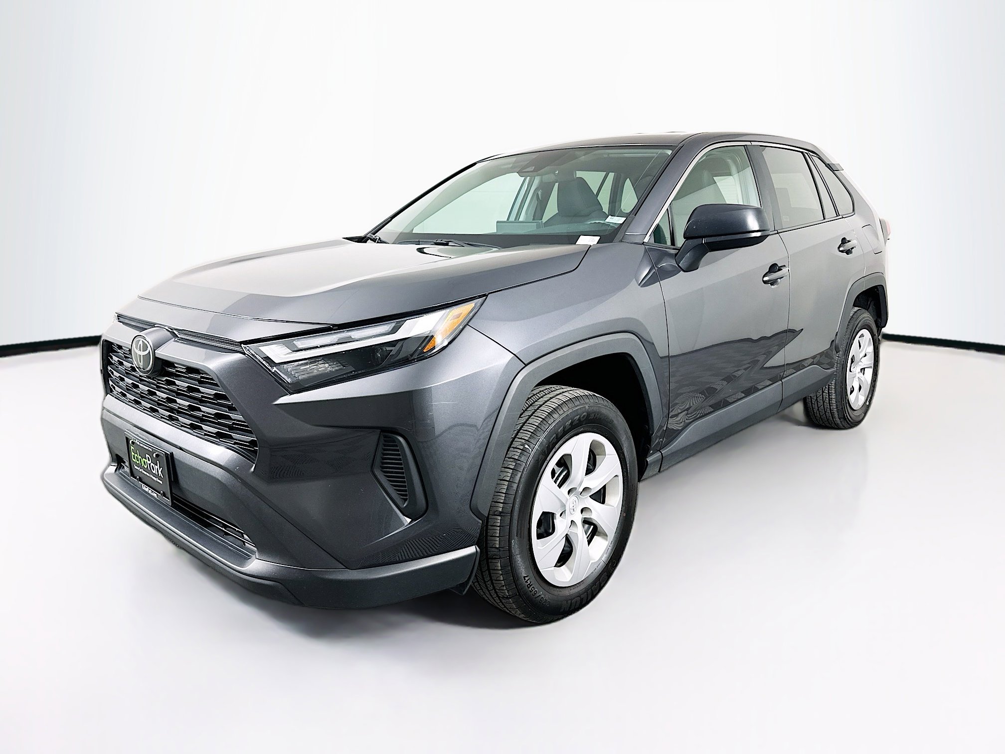 Used 2024 Toyota RAV4 LE image 3