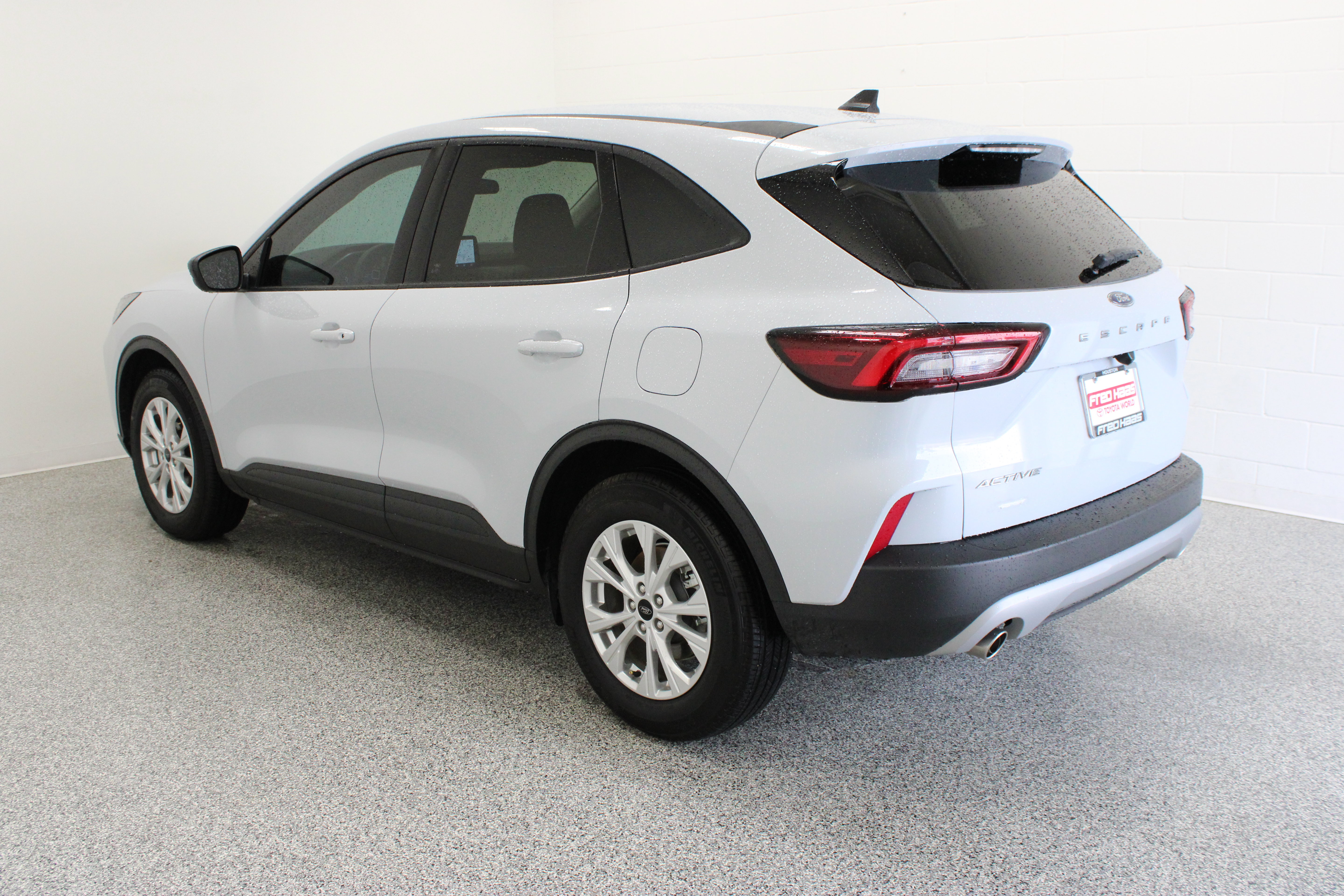 Used 2025 Ford Escape Active FWD image 9