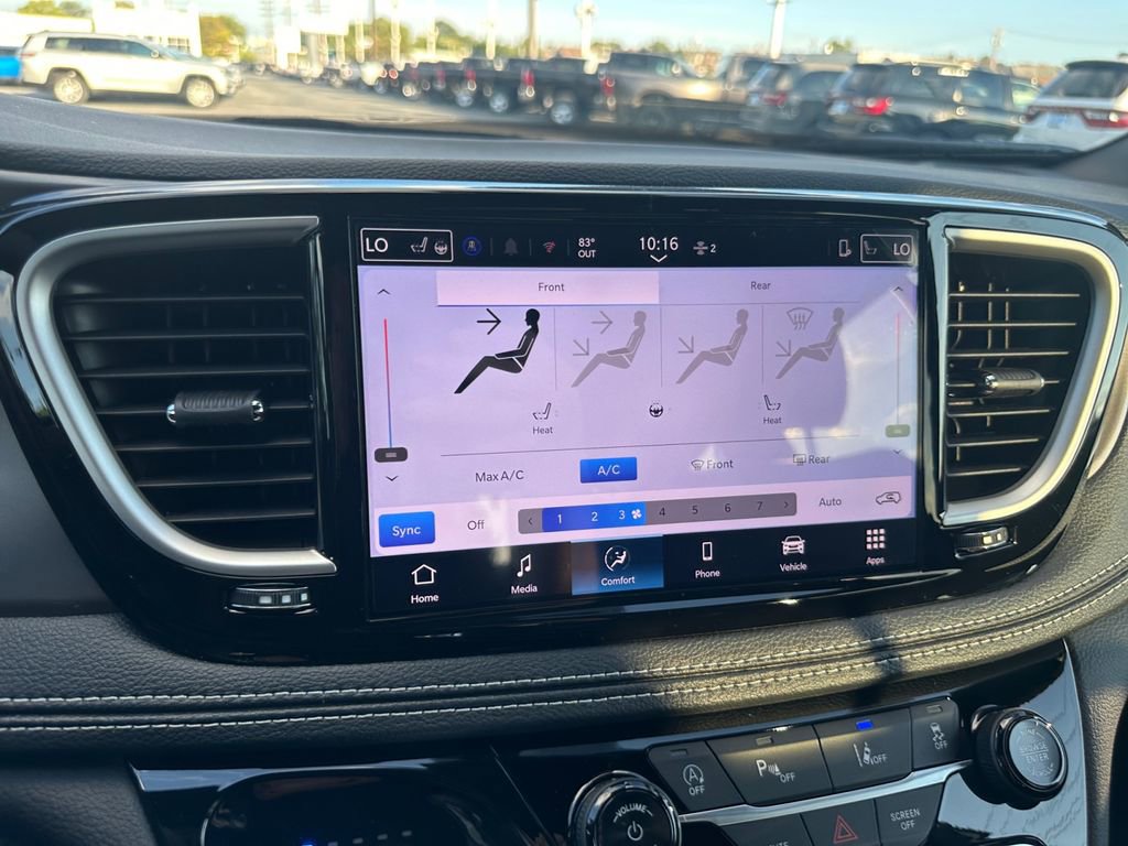 New 2026 Chrysler Pacifica Select image 19
