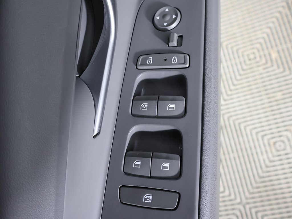 Used 2023 Hyundai Elantra Blue image 30