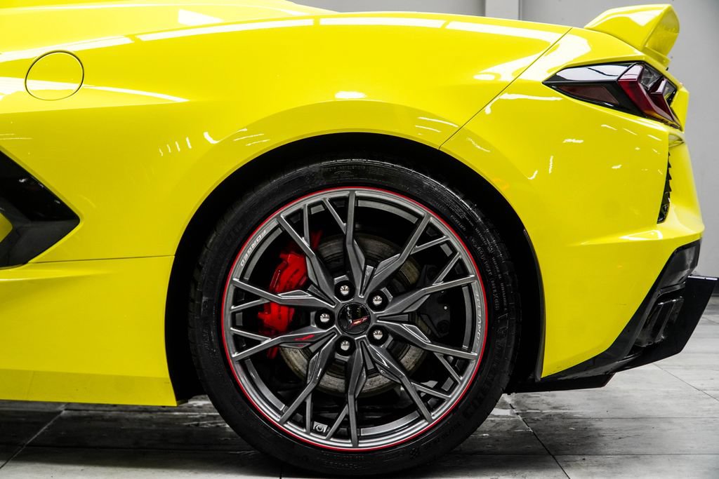 Used 2023 Chevrolet Corvette Stingray Premium Conv w/ Z51 Performance Package RWD image 13