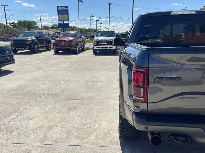 Used 2017 Ford F150 Raptor w/ Equipment Group 802A Luxury AWD/4WD image 13