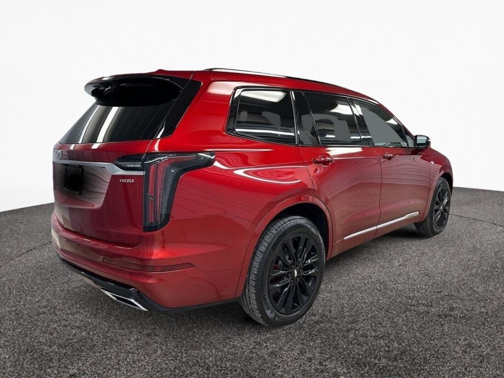 Certified 2025 Cadillac XT6 Sport w/ Technology Package image 4