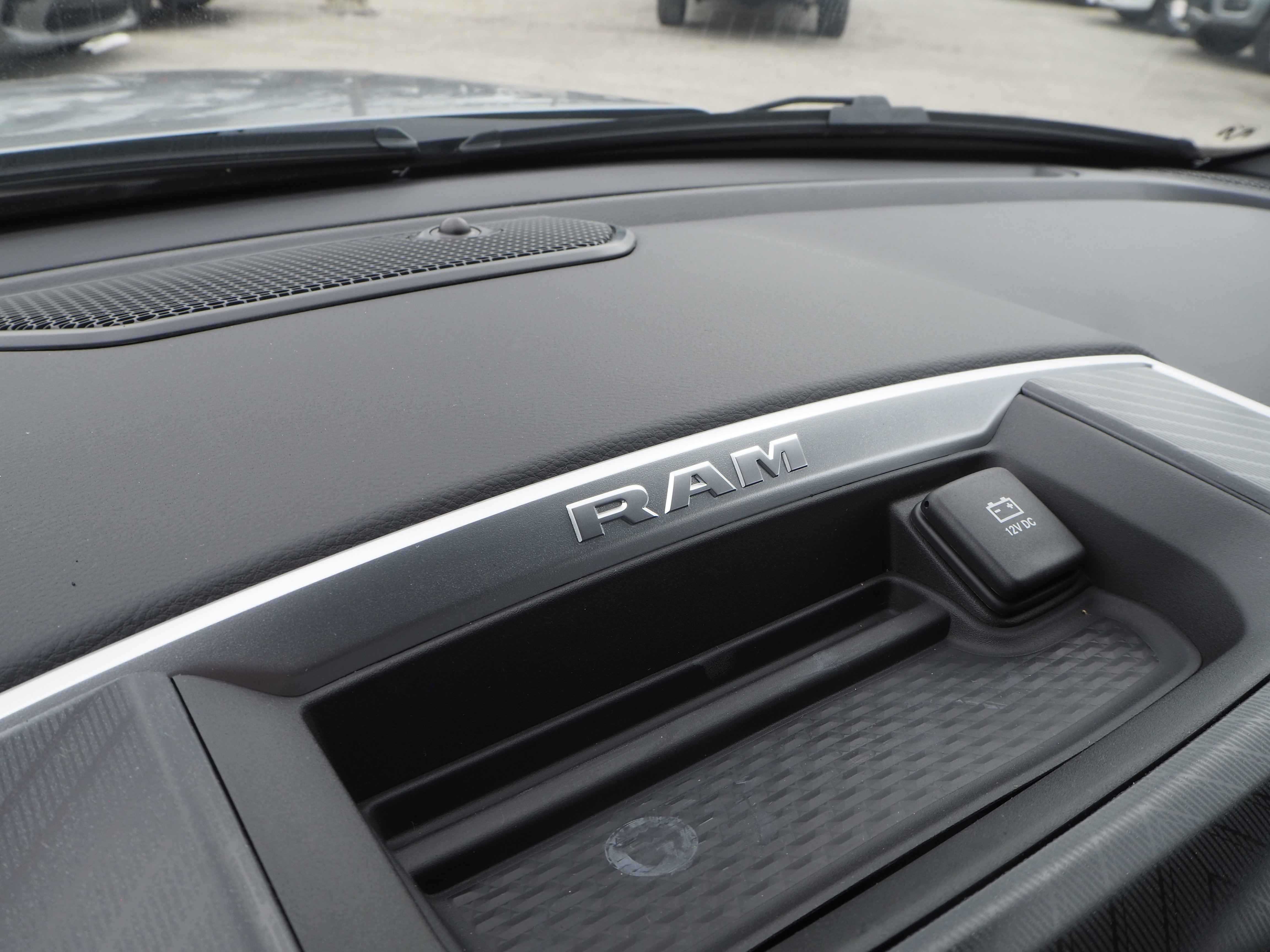 New 2025 RAM 1500 Lone Star image 32