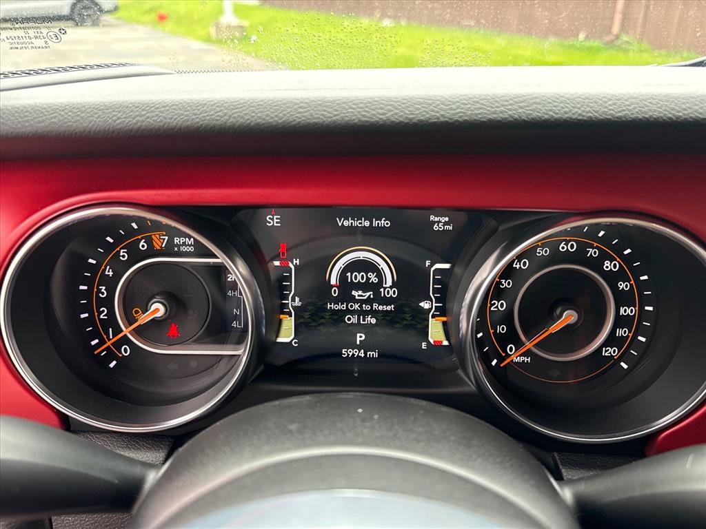 Used 2023 Jeep Gladiator Rubicon w/ Cold Weather Group AWD/4WD image 21