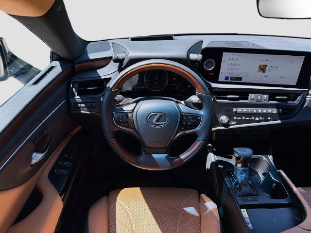 Used 2024 Lexus ES 350 w/ Technology Package FWD image 16