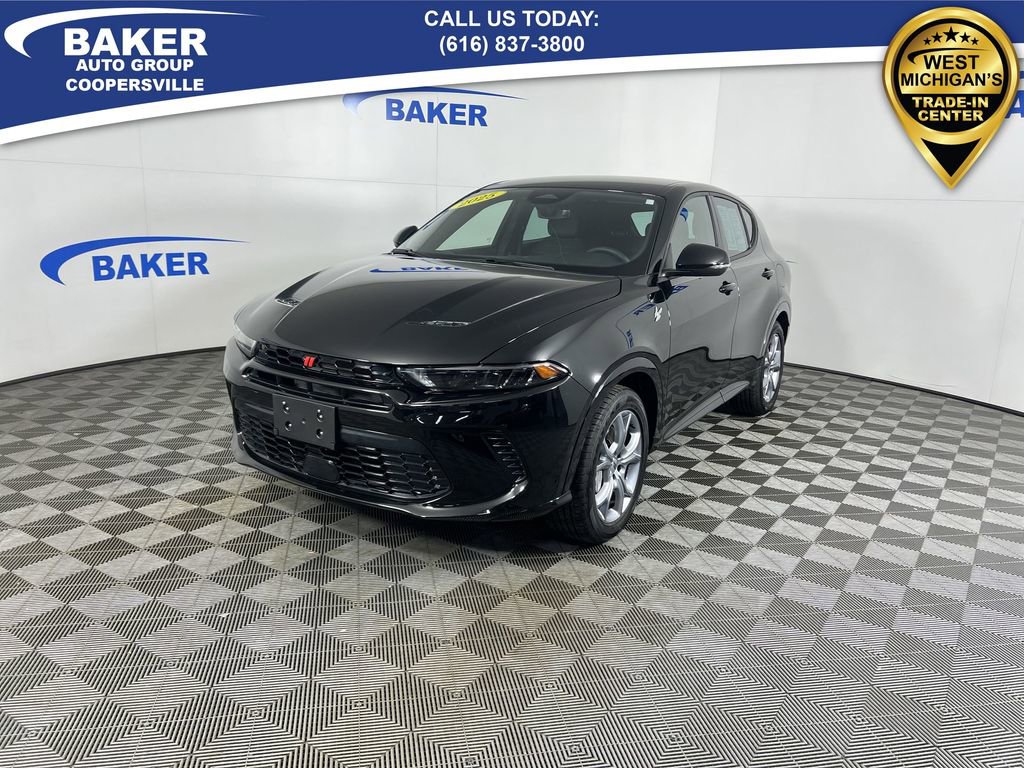 Used 2025 Dodge Hornet R/T image 5