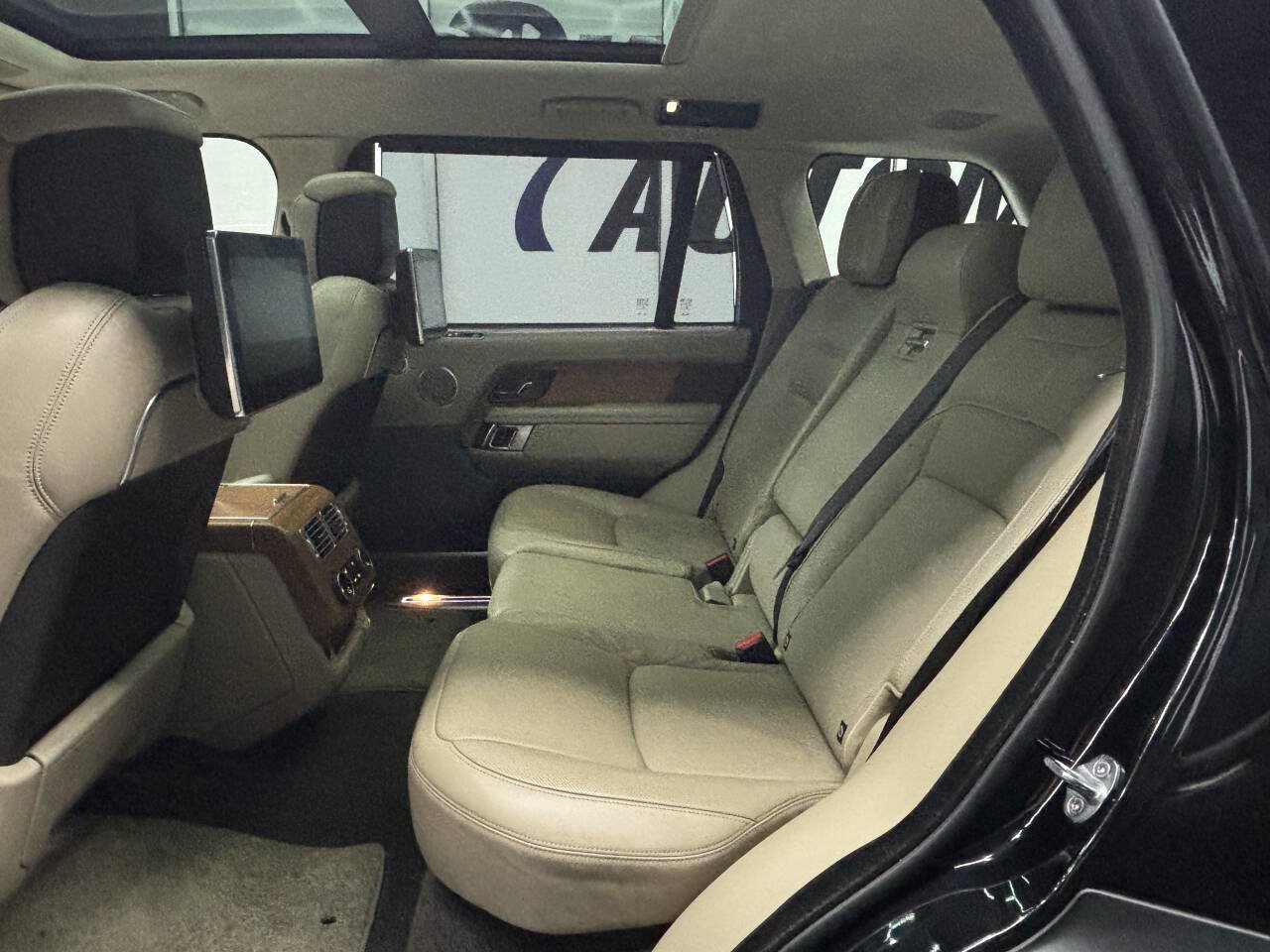 Used 2019 Land Rover Range Rover Long Wheelbase Autobiography AWD/4WD image 31