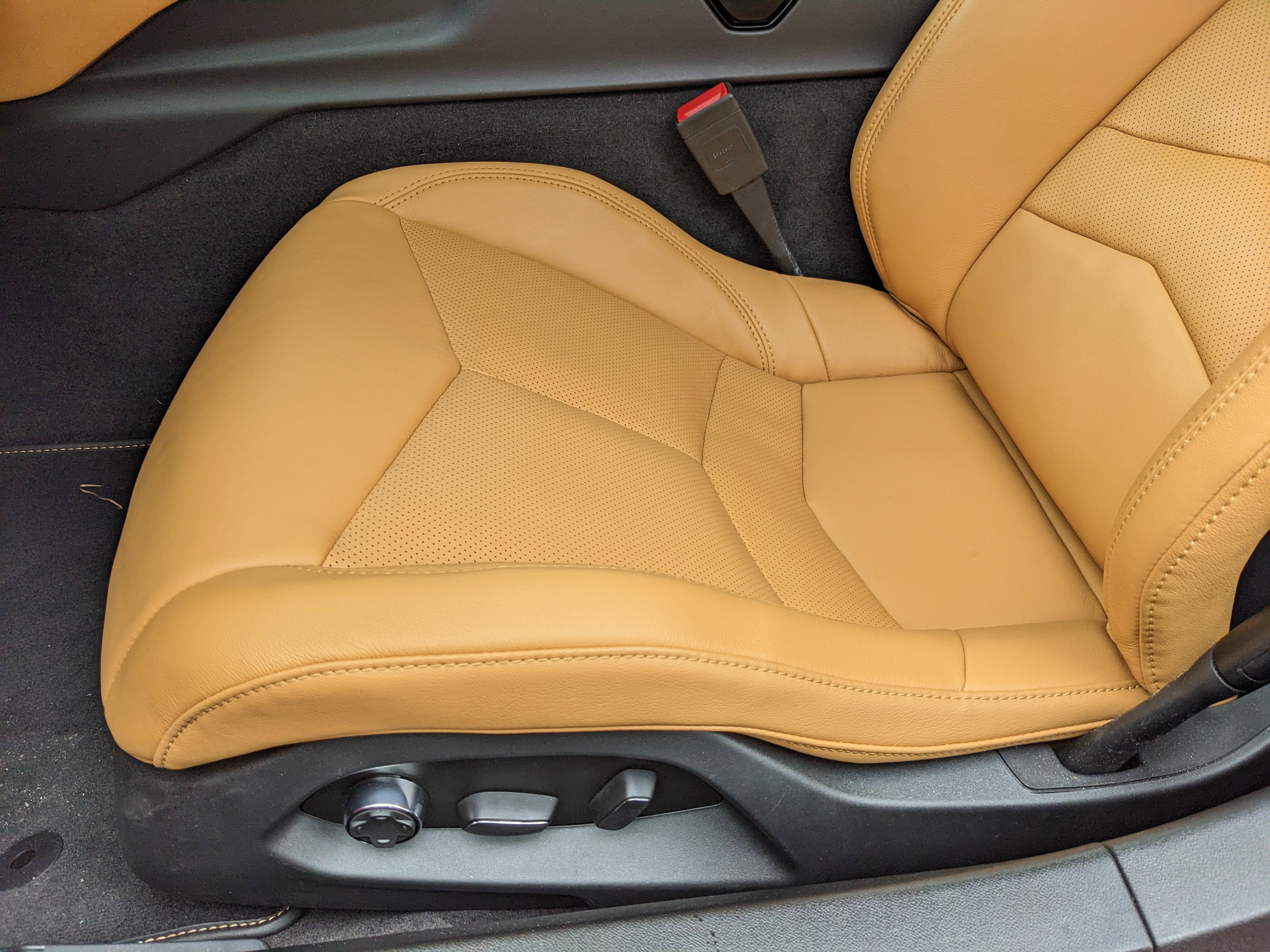 Used 2025 Chevrolet Corvette 2LT image 24