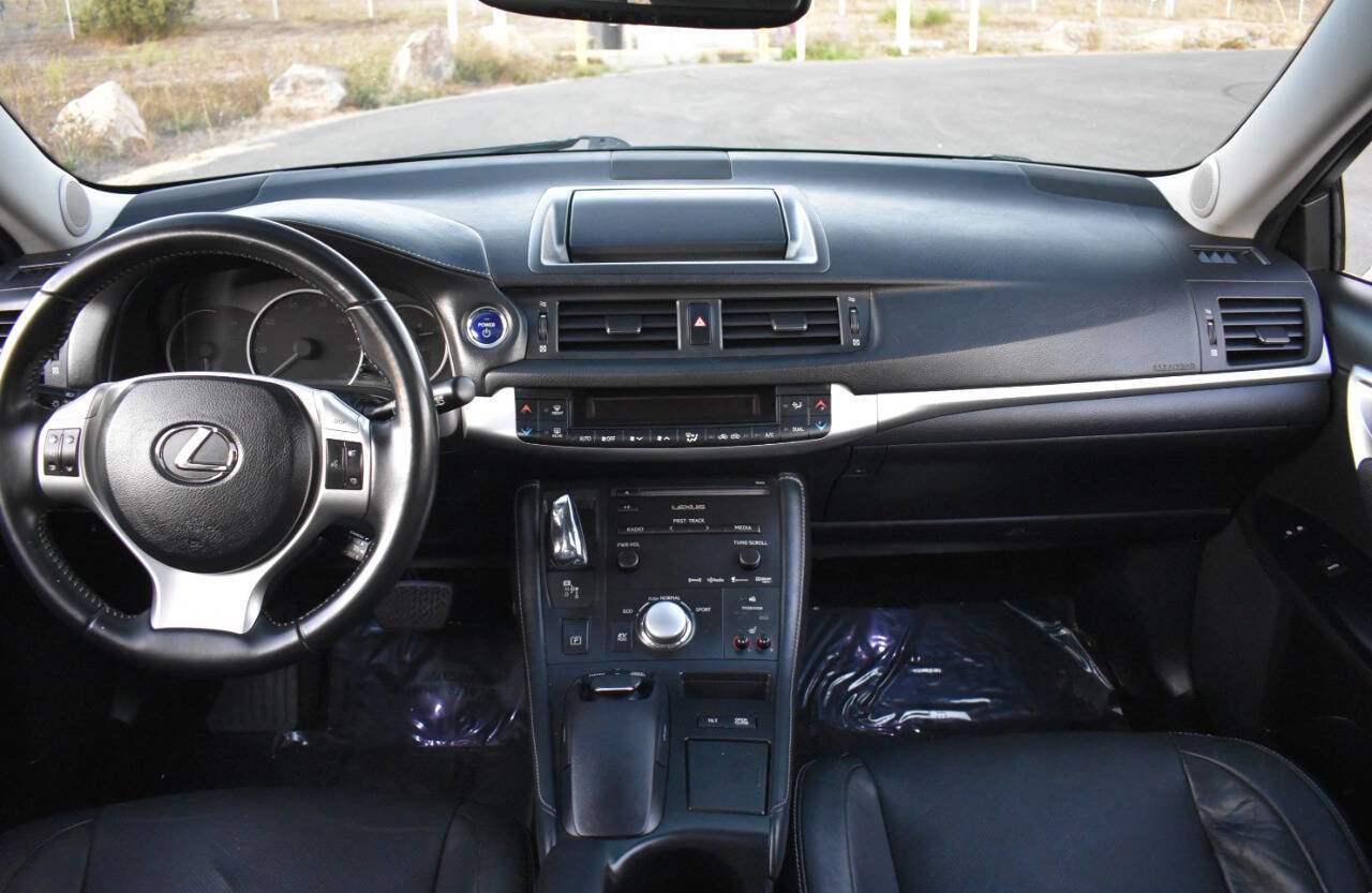 Used 2013 Lexus CT 200h image 47