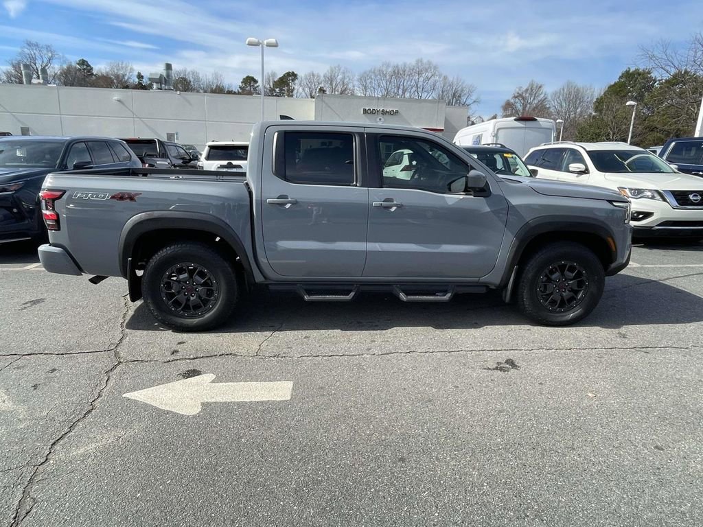 Used 2023 Nissan Frontier PRO-4X w/ Pro-4X Premium Package image 12