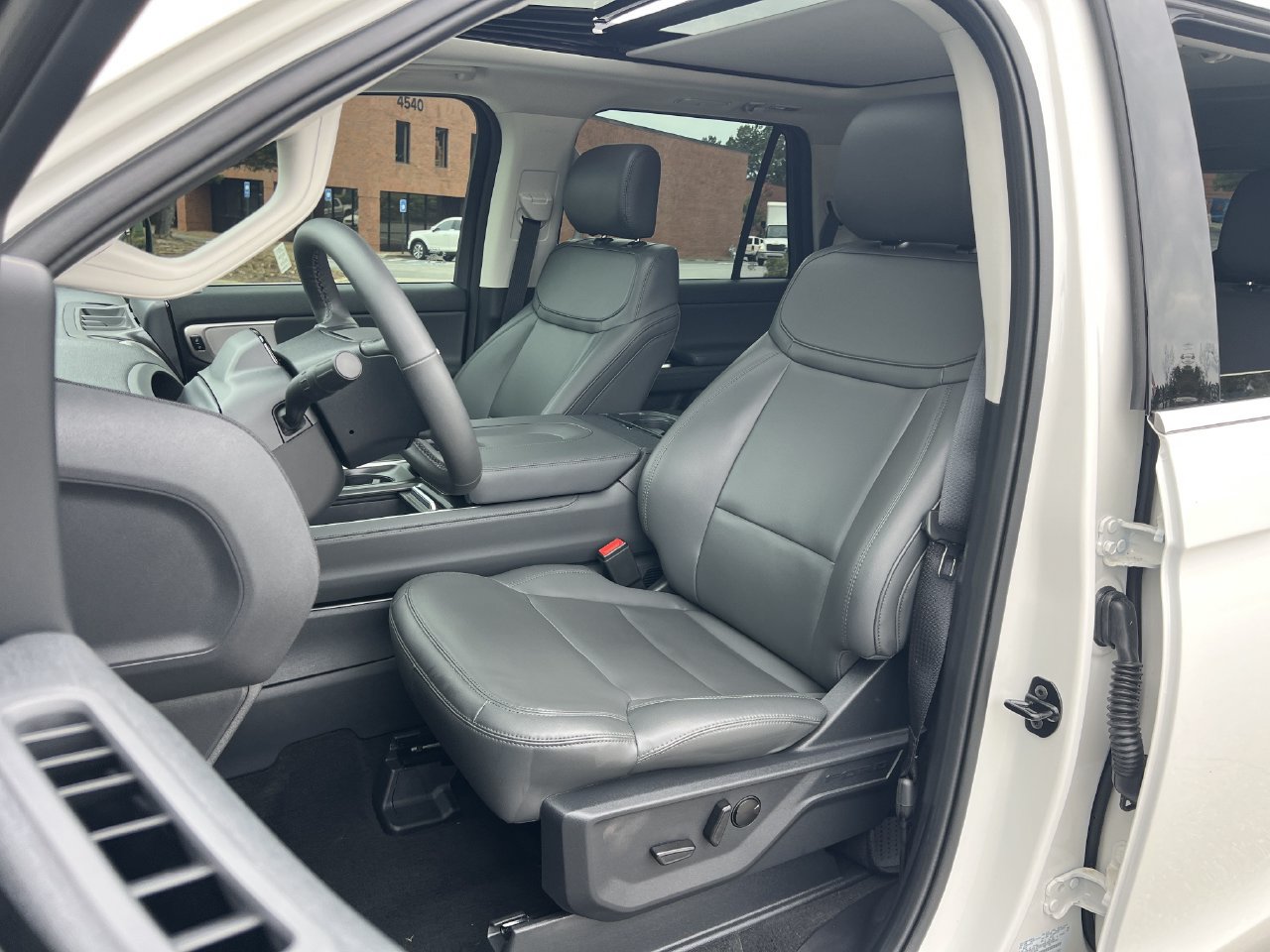 New 2026 Ford Expedition Active RWD image 13