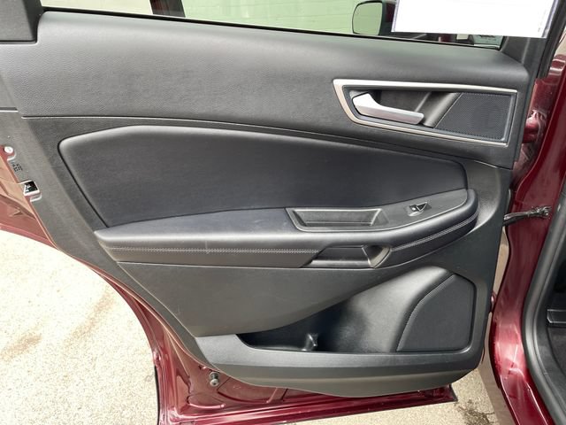Used 2023 Ford Edge SEL AWD/4WD image 28