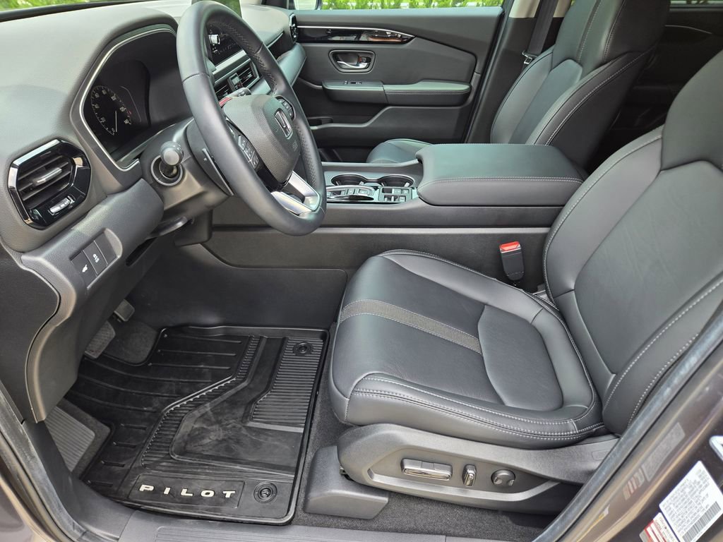 Certified 2025 Honda Pilot EX-L image 15
