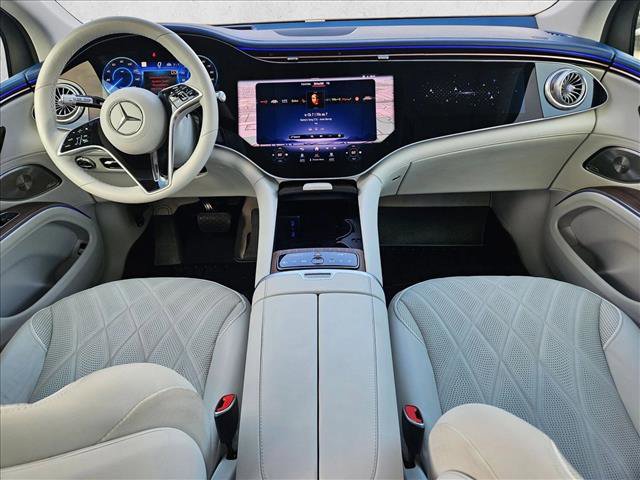 Used 2023 Mercedes-Benz EQS 580 4MATIC SUV image 18