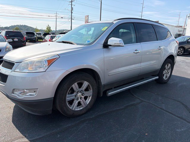 Used 2011 Chevrolet Traverse LT FWD image 4