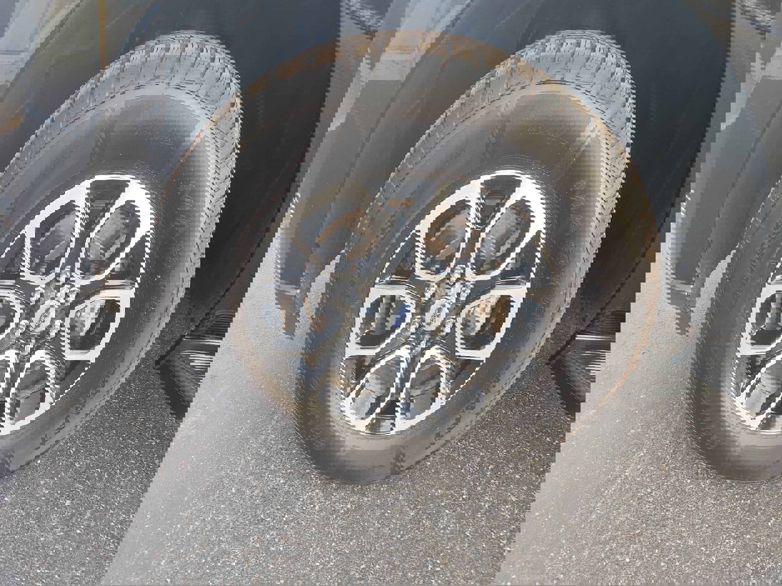 Used 2024 Ford Expedition Max XLT image 8